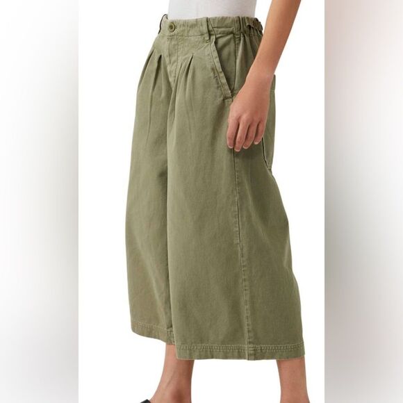 NWT Free People Hard Rain Gaucho Cropped Cargo Pants Washed Pine Size 0 - Picture 3 of 13